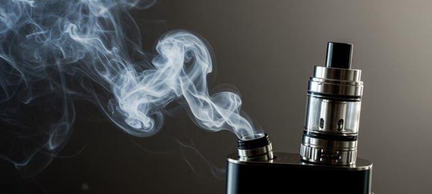 E-Sigara Buyer's Guide 2025 - Top Tips to Choose Devices and Perform a Safe vape refill