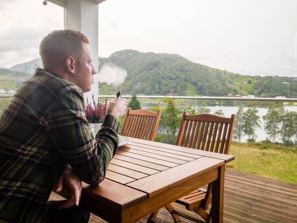 35000 Züge Vapes Review and will e cigarettes help you quit smoking Explored for Real Quitters