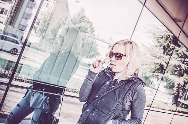 Practical Advice for jednostavne e-cigarete Users to Prevent e cigarette induced lung injury and Protect Lung Health